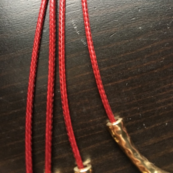 Layered statement necklace - Picture 3 of 5